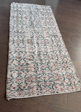 Load image into Gallery viewer, Vintage Turkish Ecru and Rust Accent Rug