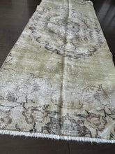 Load image into Gallery viewer, Vintage Turkish Neutral Runner Rug