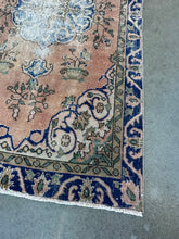 Load image into Gallery viewer, Vintage Turkish Salmon and Royal Runner Rug