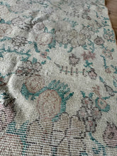 Load image into Gallery viewer, Vintage Turkish Peach Floral Faded Accent Rug