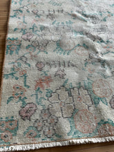Load image into Gallery viewer, Vintage Turkish Peach Floral Faded Accent Rug