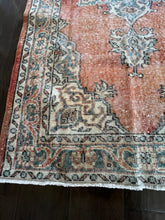 Load image into Gallery viewer, Vintage Turkish Faded Persimmon and Ivory Runner Rug