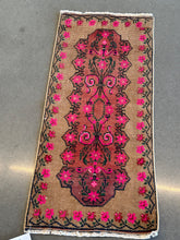 Load image into Gallery viewer, Vintage Tan and Pink Turkish Ruggie Rug