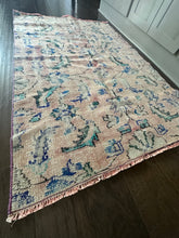 Load image into Gallery viewer, Vintage Turkish Blush and Blue Accent Rug