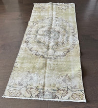 Load image into Gallery viewer, Vintage Turkish Neutral Runner Rug