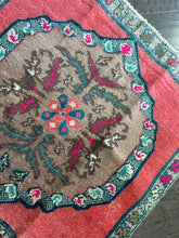 Load image into Gallery viewer, Vintage Turkish Pink Ang Green Square Ruggie Rug