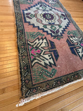 Load image into Gallery viewer, Vintage Turkish Mauve and gray Ruggie Rug