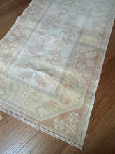 Load image into Gallery viewer, Vintage Turkish Neutral Yellow and Rust Accent Rug