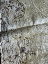 Load image into Gallery viewer, Vintage Turkish Neutral Runner Rug