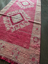 Load image into Gallery viewer, Vintage Pink and White Herki Turkish Rug Runner