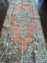 Load image into Gallery viewer, Vintage Turkish Faded Persimmon and Ivory Runner Rug
