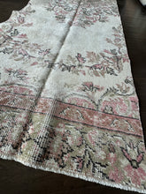 Load image into Gallery viewer, HOLD for S. Lawrence Vintage Turkish Ivory and Pink Rug