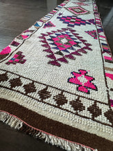 Load image into Gallery viewer, Vintage Turkish Herki Runner Rug