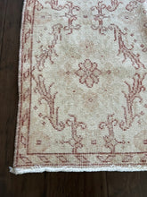 Load image into Gallery viewer, Vintage Turkish Peach and Dark Coral Runner Rug