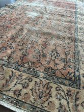 Load image into Gallery viewer, Vintage Turkish Blush and Ivory Runner Rug