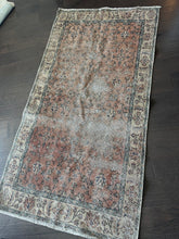 Load image into Gallery viewer, Vintage Turkish Blush and Ivory Runner Rug