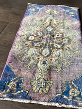 Load image into Gallery viewer, Vintage Turkish Purple and Blue Ruggie Rug