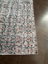 Load image into Gallery viewer, Vintage Turkish Ecru and Rust Accent Rug
