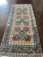 Load image into Gallery viewer, Vintage Peach and turquoise Ruggie rug
