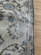 Load image into Gallery viewer, Vintage Turkish Ivory and Blue Runner Rug
