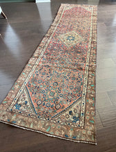 Load image into Gallery viewer, Vintage Turkish Runner
