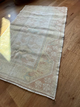 Load image into Gallery viewer, Vintage Turkish Neutral Yellow and Rust Accent Rug
