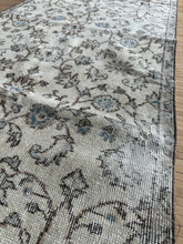 Load image into Gallery viewer, Vintage Turkish Ivory and Blue Runner Rug
