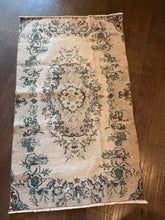Load image into Gallery viewer, Vintage Turkish Tan and Teal Accent Rug
