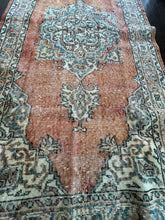 Load image into Gallery viewer, Vintage Turkish Faded Persimmon and Ivory Runner Rug
