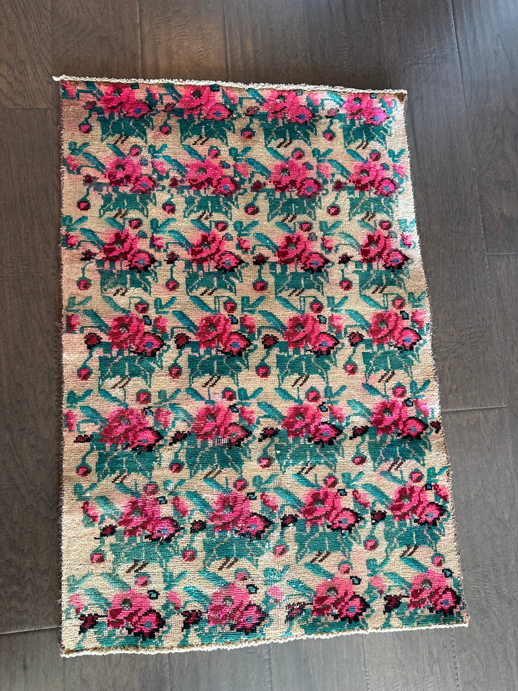 Vintage Pink Roses and Green Leaves Turkish Accent Rug