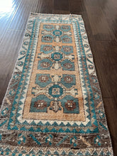 Load image into Gallery viewer, Vintage Peach and turquoise Ruggie rug

