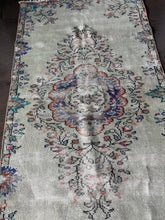 Load image into Gallery viewer, Vintage Turkish rug
