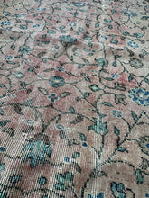 Load image into Gallery viewer, Vintage Turkish Mauve and Teal Accent Rug
