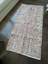 Load image into Gallery viewer, Vintage Turkish Mauve and Teal Accent Rug
