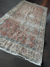 Load image into Gallery viewer, Vintage Turkish Blush and Ivory Runner Rug
