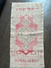 Load image into Gallery viewer, Vintage Turkish Red and Ecru Ruggie
