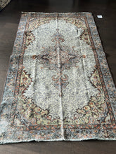 Load image into Gallery viewer, Vintage Turkish Ivory and Blue Faded Area Rug
