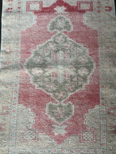 Load image into Gallery viewer, Vintage Turkish Red and Ecru Ruggie
