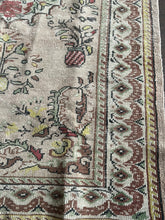 Load image into Gallery viewer, Vintage Turkish Neutral Area Rug
